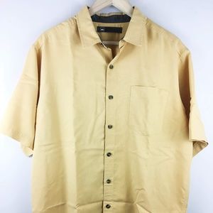 REI Short-Sleeve Button-Down Outdoors Shirt